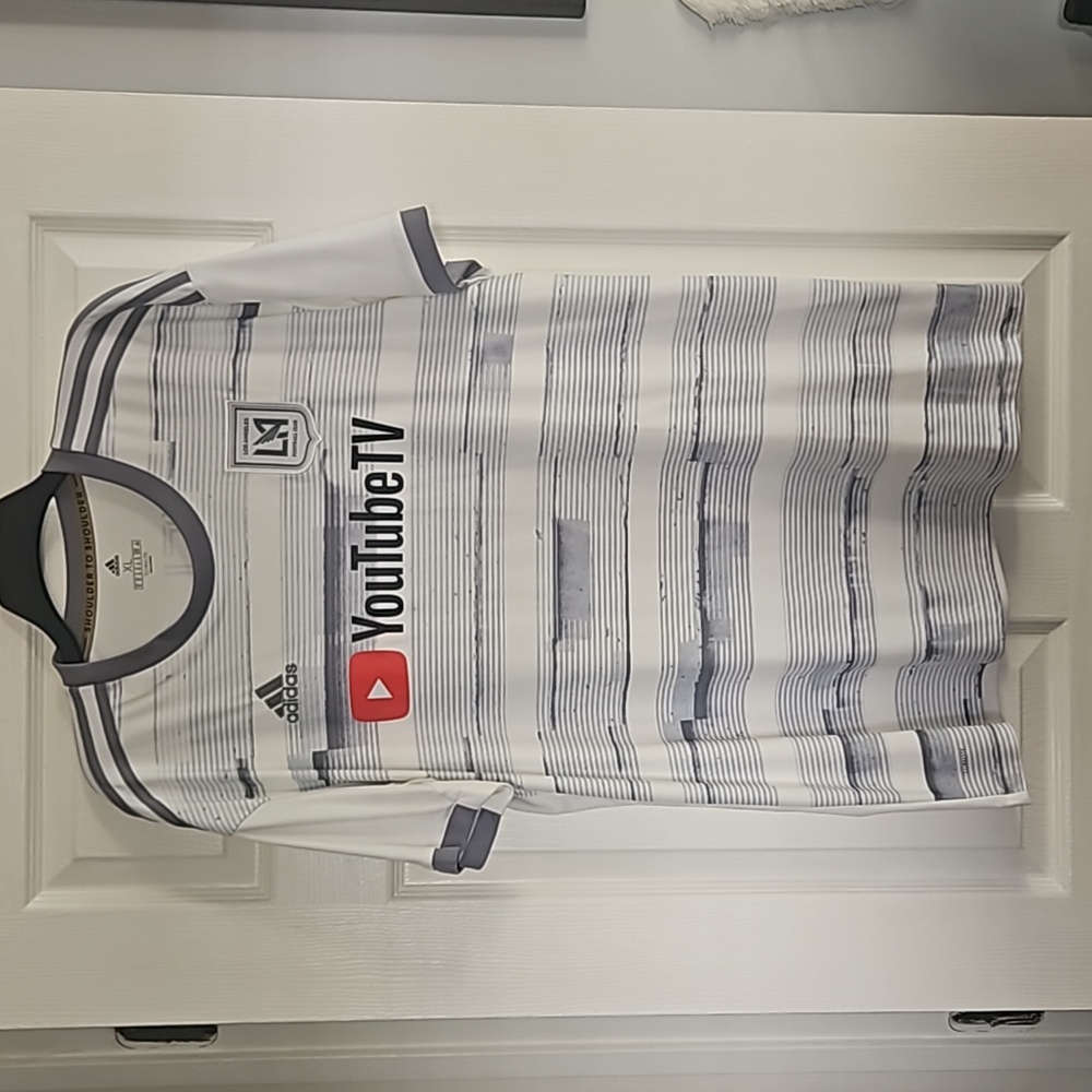 Adidas LAFC 2020 Secondary Replica Jersey Vela 10, size XL, white